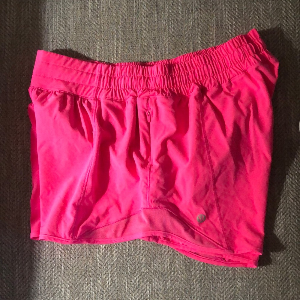 Lululemon Hotty hot shorts 4”